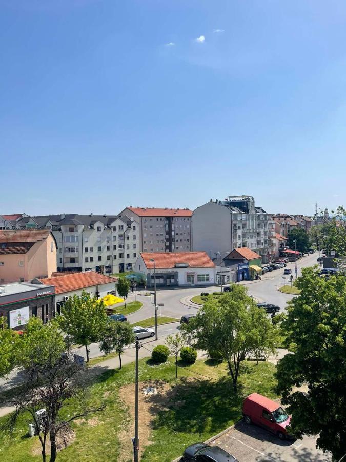 Penny Stan Na Dan Lejlighed Bijeljina Eksteriør billede